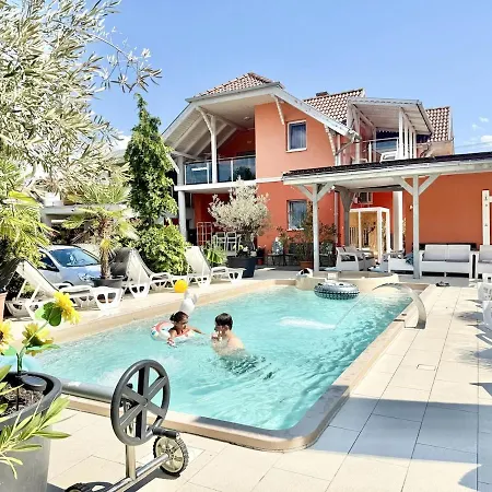 Lelle Udvar 5 Ac Free Parking 公寓 *